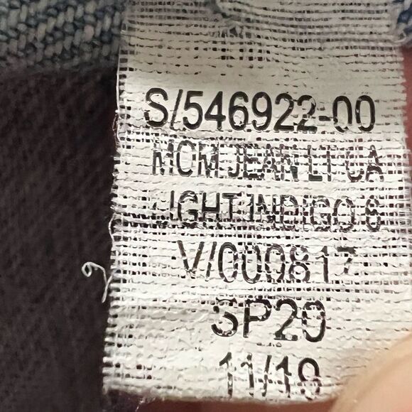 GAP Denim Mom Jeans High Waist Light Indigo Wash Size 10 - Picture 8 of 9